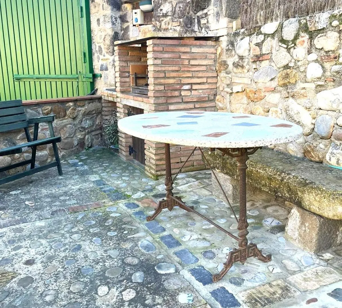 Cal Uverni Siurana